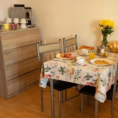 Apartamento Apartmány Holiday