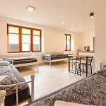 شقة Apartmany Holiday اوسترافا
