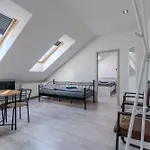 Apartmany Holiday アパート オストラヴァ