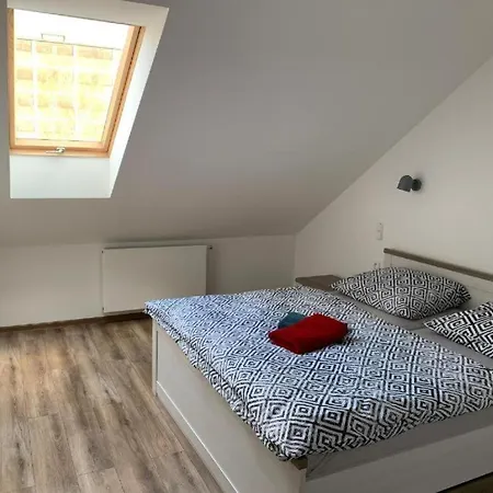 Apartmany Holiday Apartment *