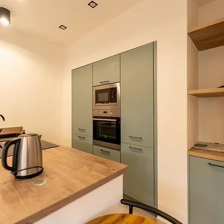Apartmany Holiday דירה