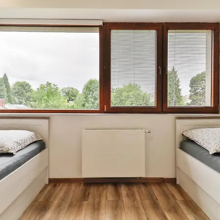 Apartmány Holiday Apartamento *