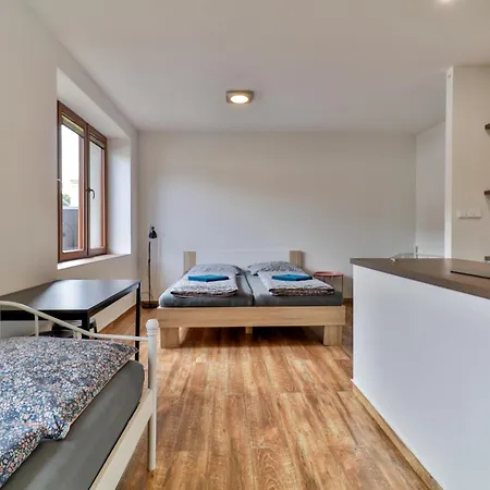 Apartmány Holiday